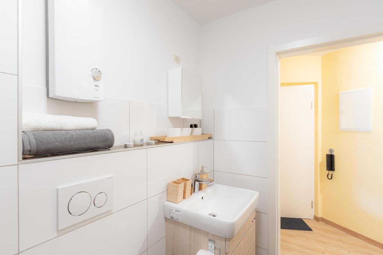 - Magical Harry Potter Apartment In Duisburg - 2 Mins Central Station Hbf - Kingsize Bed & Netflix - Eksteriør billede